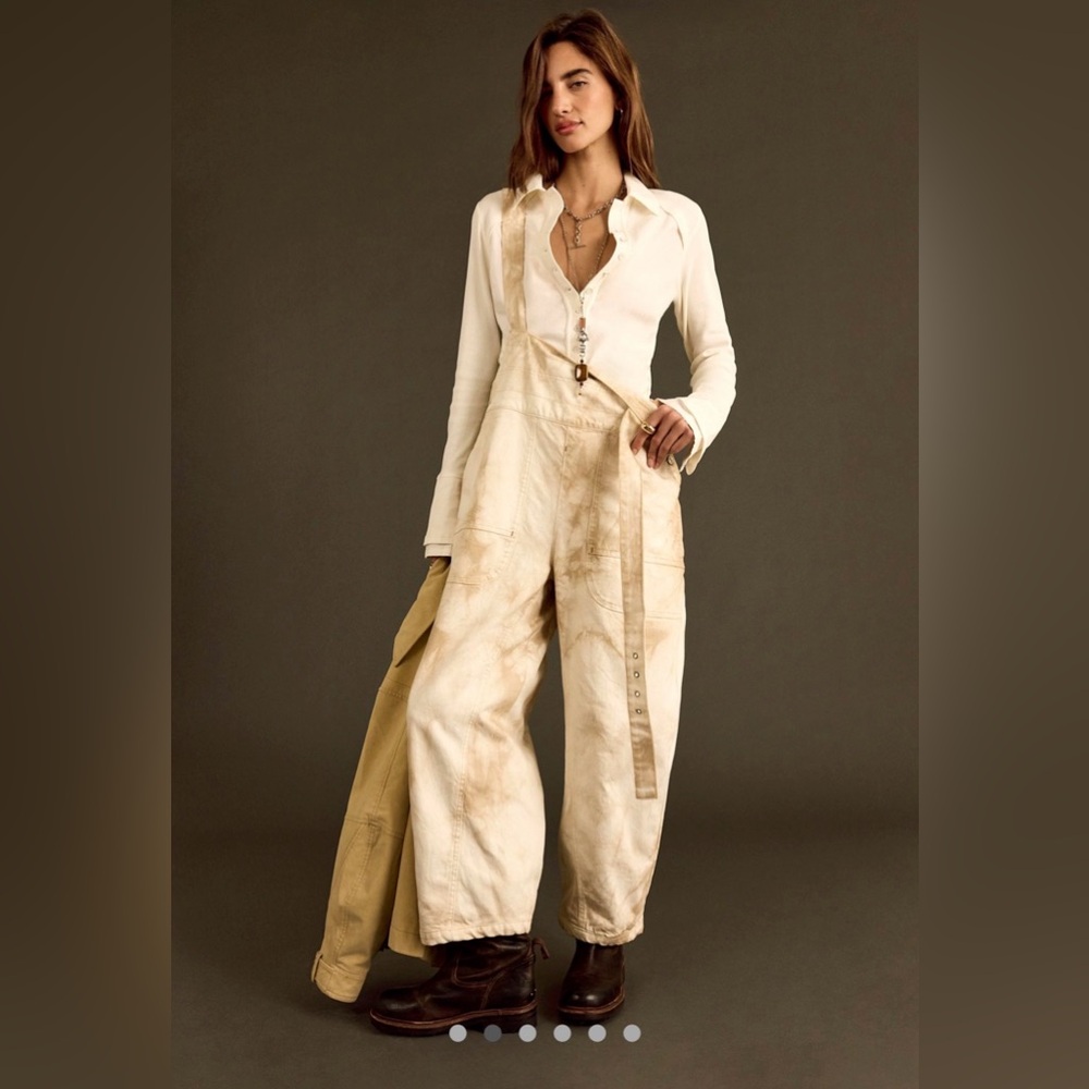 NWT FREE PEOPLE WE THE FREE FELIX DENIM OVERALLS 🔥